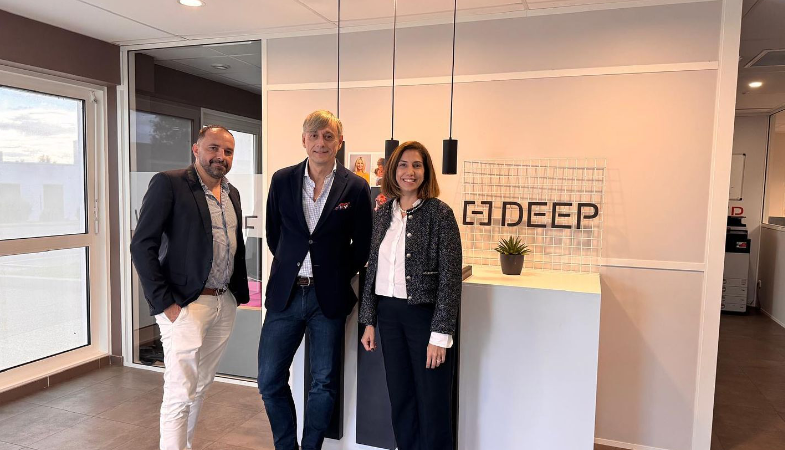 Cédric Mariotte et Frédéric Tridon d'astem chez DEEP avec Awedikian Christine Directrice France de 3Shape