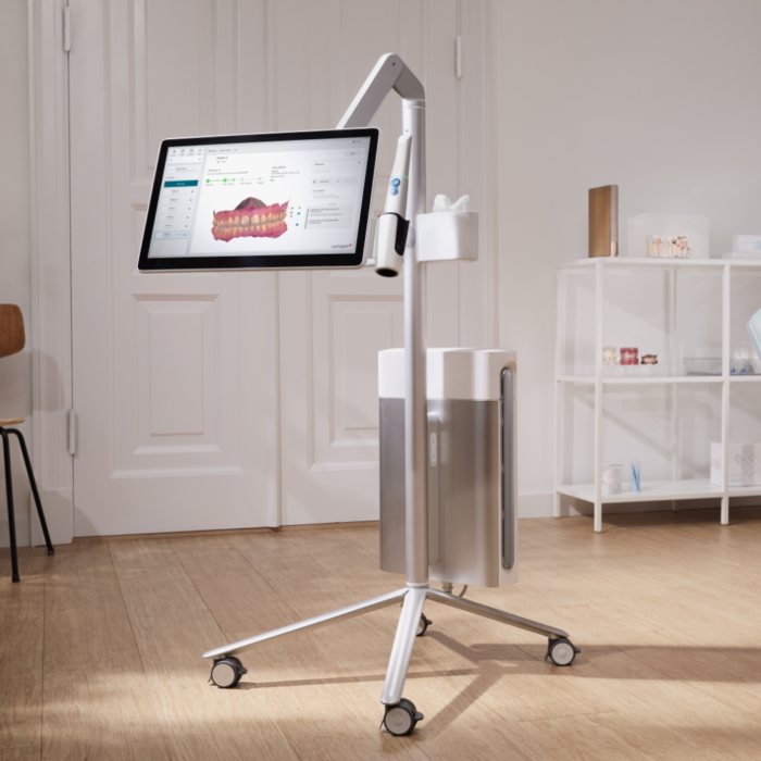 Visuel de face du 3Shape TRIOS Move Pro dans un cabinet dentaire