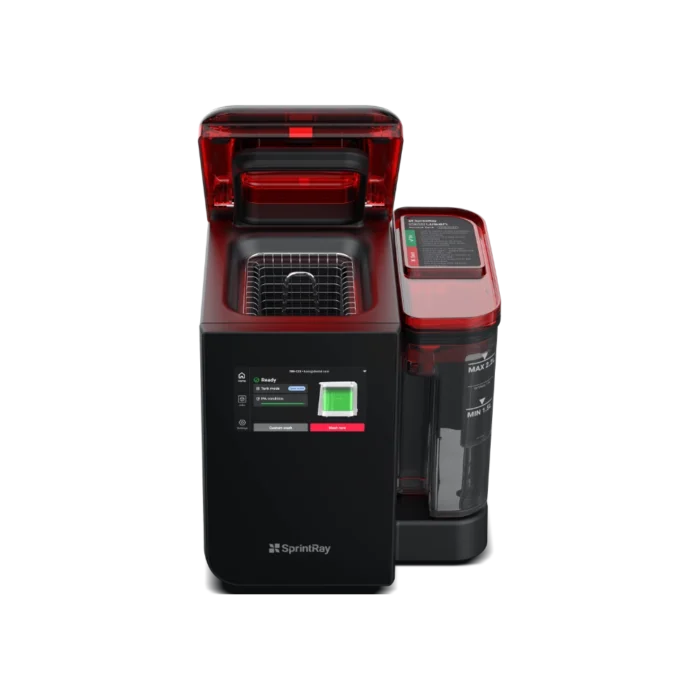 SprintRay NanoWash, station de lavage et de séchage hermétique rouge et noire avec écran tactile pour pièces dentaires imprimées en 3D
